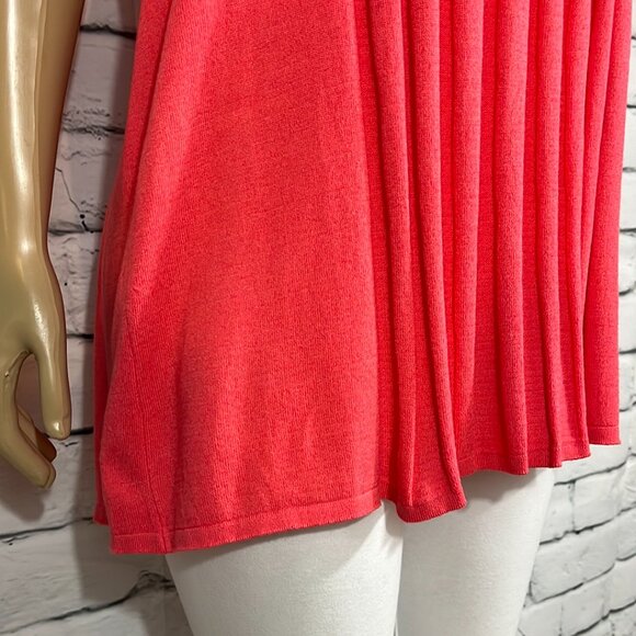 COPY - NWT Parkhurst Top Womens Batik Blush Pleated Cap Sleeve Lightweight - Picture 2 of 9